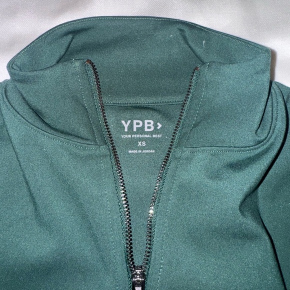 Abercrombie & Fitch define jacket - Picture 2 of 3